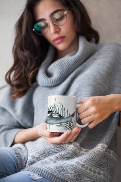 Paul Sinus Art Dekorative Tasse mit schönem Motiv graue Haie Pflanzen unter Wasser Aquarell Design 50% Rabatt mit kostenlosem Versand