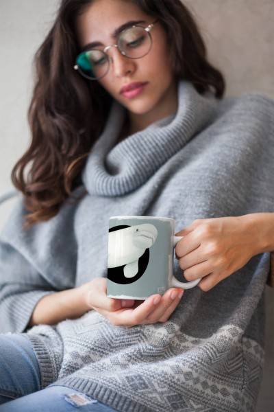 Paul Sinus Art Dekorative Tasse mit schönem Motiv Beluga Weißwall schönem Design Aquarell Wunderschön im Angebot
