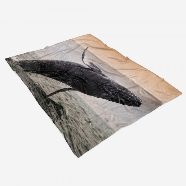 Paul Sinus Art Handtuch Strandhandtuch Saunatuch Kuscheldecke mit Tiermotiv Buckelwal springt Sonderangebot