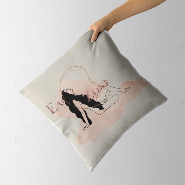 Paul Sinus Art Dekokissen Kissen Pastelltöne Eauzone schöne Frau Motiv Weich Schön Dekorativ Kunstvoll Begrenzt auf 3 Tage