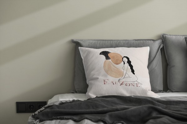 Paul Sinus Art Dekokissen Kissen Pastelltöne Eauzone junge Frau Grafik Motiv Weich Schön Dekorativ Kunstvoll 50% Rabatt für begrenzte Zeit