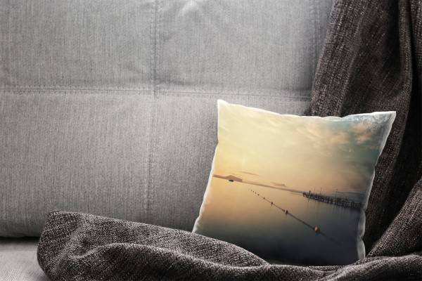 Paul Sinus Art Meer, orange, blau, Dämmerung, Steg, Schiff Deko Kissen 40x40cm für Couch Sofa Lounge Zierkissen Bestseller