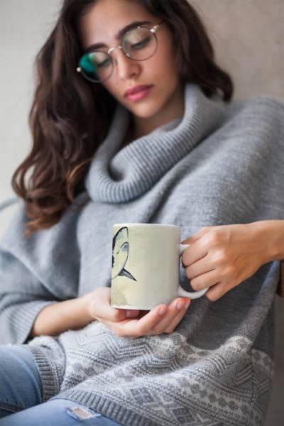 Paul Sinus Art Dekorative Tasse mit schönem Motiv weißer Hai Wasserfarben Aquarell Braun Vintage Neueste Mode