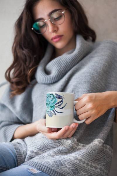 Paul Sinus Art Dekorative Tasse mit schönem Motiv Buckelwal Wal Blumen Blüten Vintage Blau Pastelltöne Blitzangebot