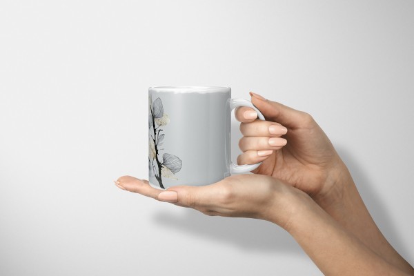Paul Sinus Art Dekorative Tasse mit schönem Motiv junge Frau Wasserfarben schönem Design Grautöne Neueste Mode