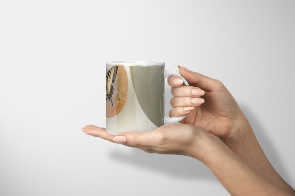Paul Sinus Art Dekorative Tasse mit schönem Motiv Schmetterling Blume Vintage Pastelltöne Design JETZT KAUFEN