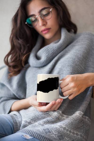 Paul Sinus Art Dekorative Tasse mit schönem Motiv Schmetterling Blumen schönem Design Schwarz Beige Bis zu 50% Rabatt