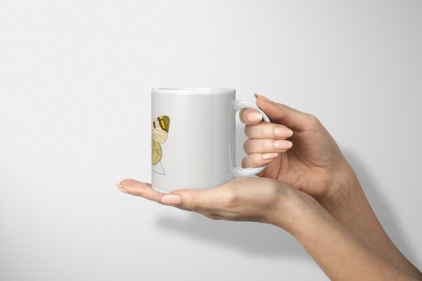 Paul Sinus Art Dekorative Tasse mit schönem Motiv Vintage Schmetterling Dreieck Design Kunstvoll Begrenzt auf 3 Tage