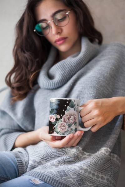 Paul Sinus Art Dekorative Tasse mit schönem Motiv Vintage Blumen Blüten Schmetterling Wasserfarben Pastelltöne Großer Ausverkauf
