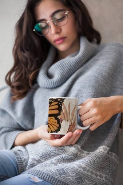 Paul Sinus Art Dekorative Tasse mit schönem Motiv Schmetterling Vintage exotische Pflanzen Einzigartig Flash Sale