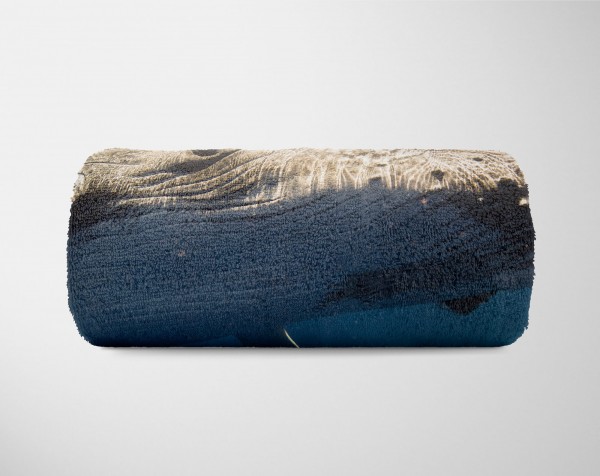 Paul Sinus Art Handtuch Strandhandtuch Saunatuch Kuscheldecke mit Tiermotiv Buckelwal unter Wa Auslauf