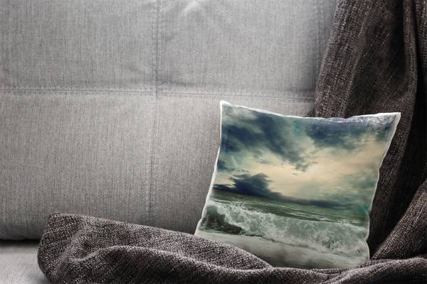 Paul Sinus Art Meer, grau, grün, überschlagende Welle, Wolken Deko Kissen 40x40cm für Couch Sofa Lounge Zierkissen Top Angebot