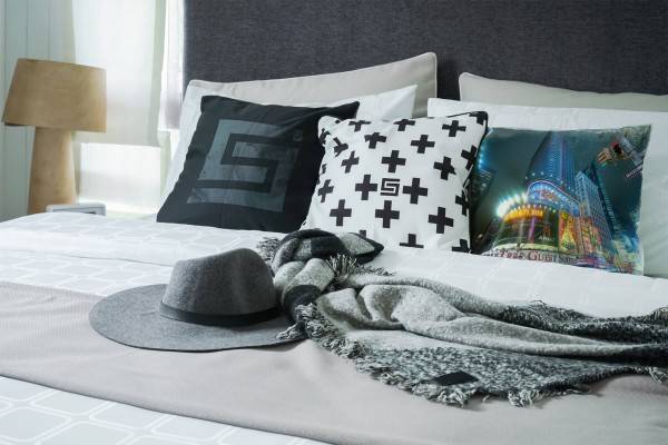 Paul Sinus Art Urban und City, bunt, New York, Times Square, Nachtleben Deko Kissen 40x40cm für Couch Sofa Lounge Z Sonderangebot der Fabrik