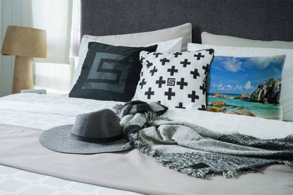 Paul Sinus Art Strand und Meer, türkis, blau, braun, Bucht Deko Kissen 40x40cm für Couch Sofa Lounge Zierkissen Online