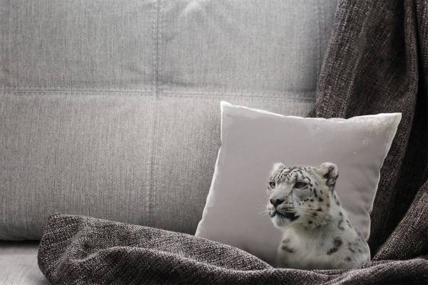 Paul Sinus Art Tiere, schwarz, weiß, junger Schneeleopard Deko Kissen 40x40cm für Couch Sofa Lounge Zierkissen Saisonschlussverkauf