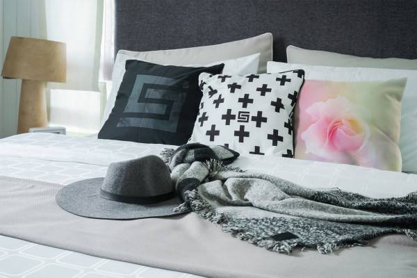 Paul Sinus Art Blumen, rosa, Pastellfarben, Rosa Deko Kissen 40x40cm für Couch Sofa Lounge Zierkissen Exklusive Angebote